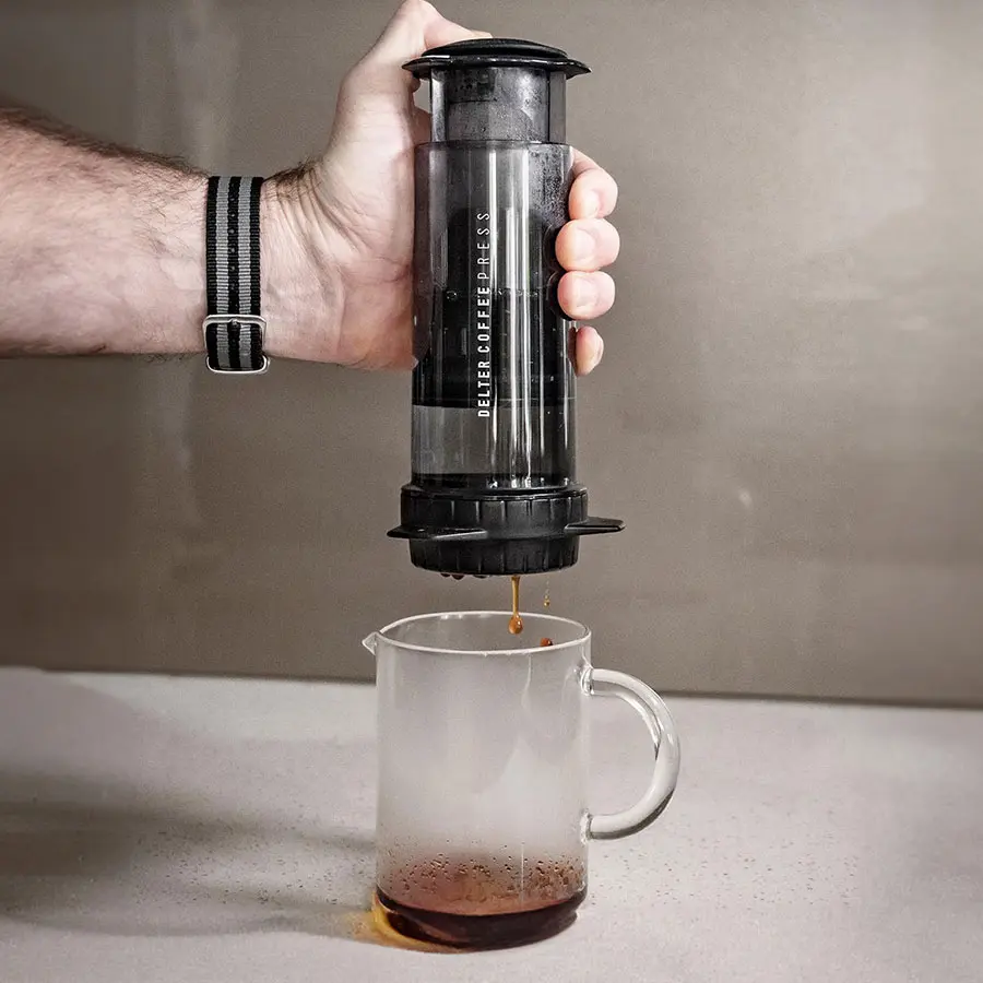 Delter Coffee Press Grey
