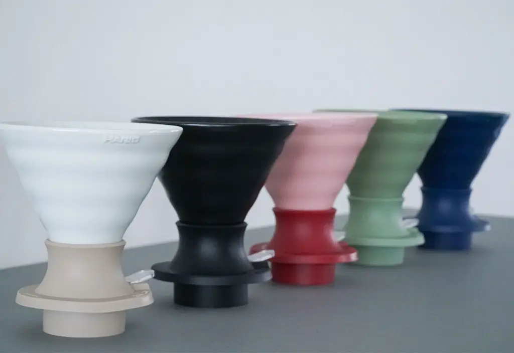 HARIO V60 Switch & Match Ceramic Dripper 03 - Oil Green