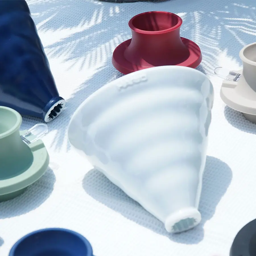 HARIO V60 Switch & Match Ceramic Dripper 03 - White