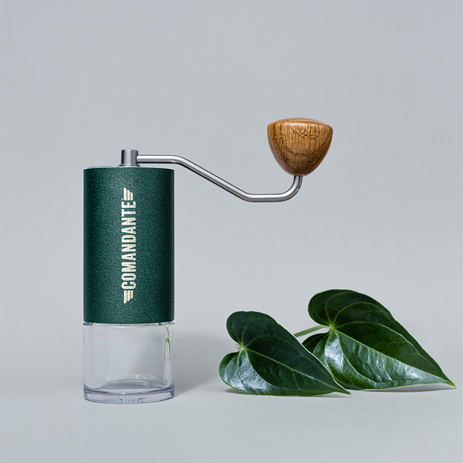 Comandante C40 MK4 Nitro Blade Racing Green